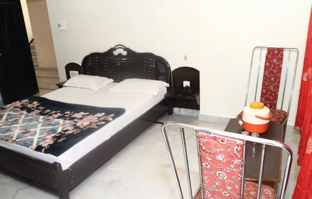 Double Bed Deluxe Room in Nathdwara