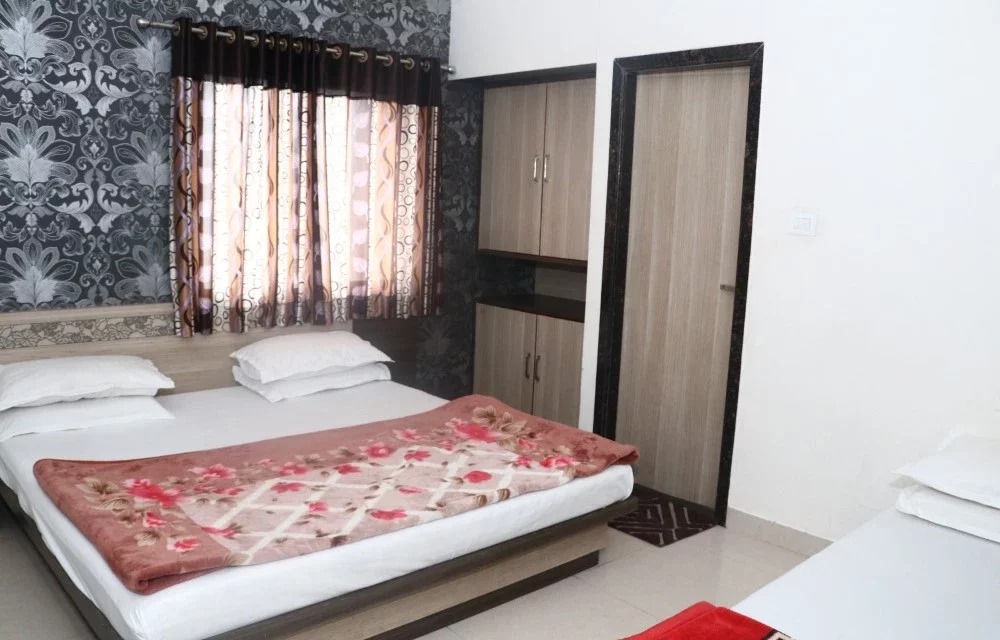 Three Bed Deluxe Room in Nathdwara